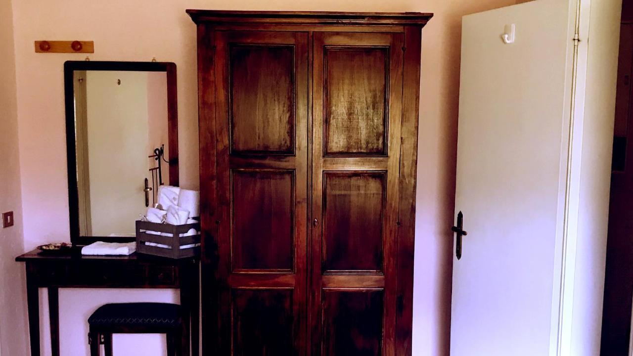 Pian D'Isola Bed & Breakfast Costacciaro Exterior photo
