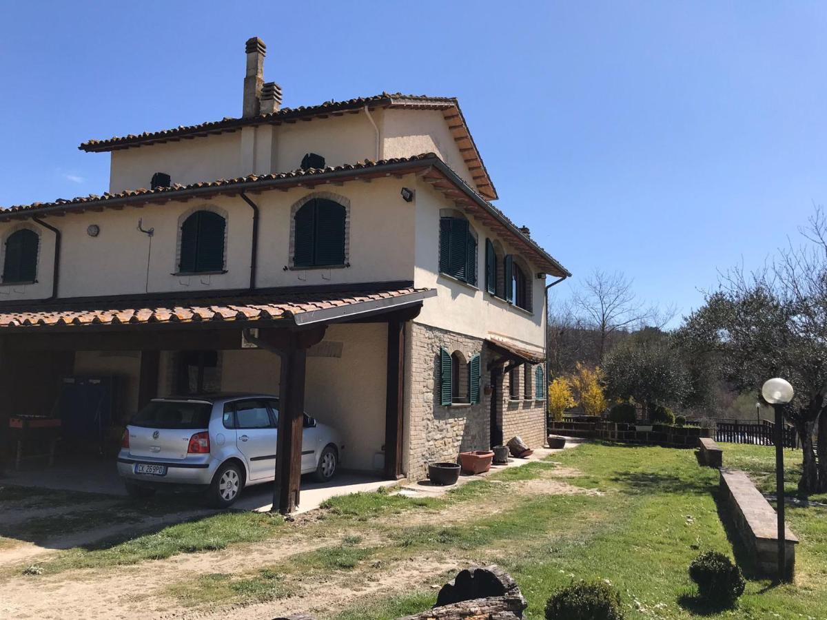 Pian D'Isola Bed & Breakfast Costacciaro Exterior photo